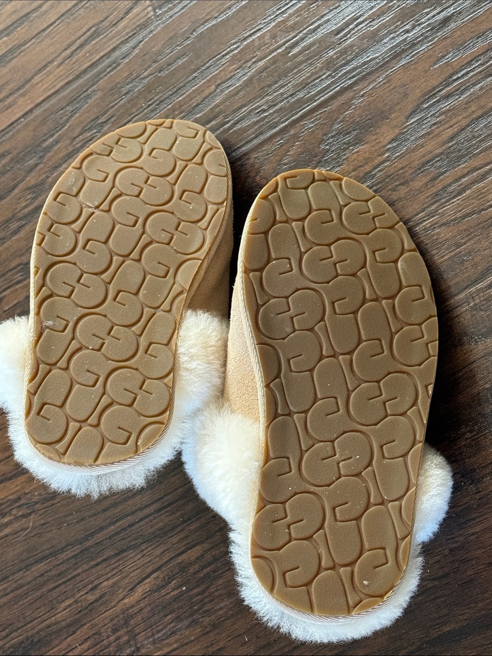 UGG Sand/Shearling Slide Slippers - Picture 8 of 9